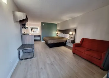Budget Inn Roxboro hotel thumbnail 5