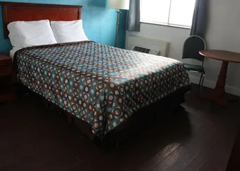 Arrowhead Inn hotel thumbnail 6