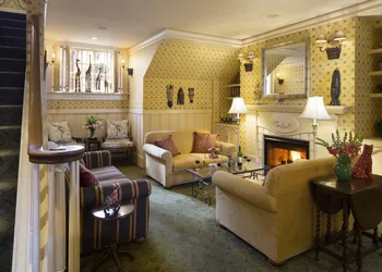 Petite Auberge hotel thumbnail 3