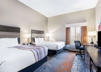 La Quinta Inn & Suites by Wyndham Andrews hotel thumbnail 5