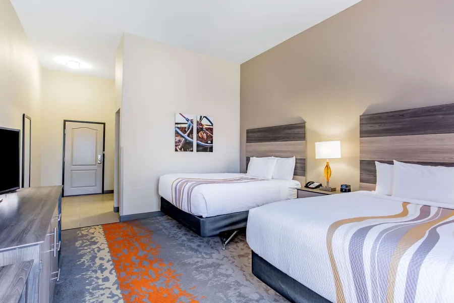 La Quinta Inn & Suites by Wyndham Andrews hotel detail image 6