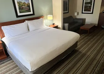 White Pine Lodge hotel thumbnail 7