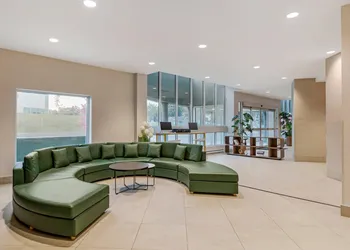 Clarion Lakeside Inn & Conference Centre hotel thumbnail 4