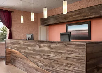 Travelodge by Wyndham Swift Current hotel thumbnail 7
