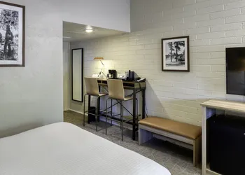 Yavapai Lodge hotel thumbnail 7
