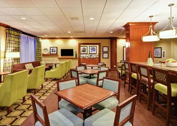 Hampton Inn Chicago - Gurnee hotel thumbnail 3