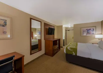 Quality Inn Marysville hotel thumbnail 6