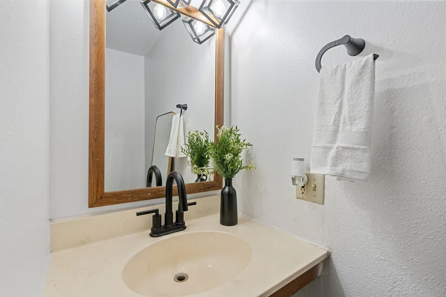 Custom Stay Thief River Falls hotel detail image 6