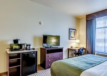 Cobblestone Inn & Suites - Cambridge hotel thumbnail 5