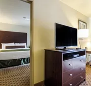 Cobblestone Inn & Suites - Cambridge hotel detail image 7