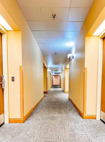 The Best Inn & Suites hotel detail image 2