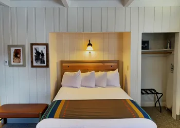Bright Angel Lodge – Inside the Park hotel thumbnail 5