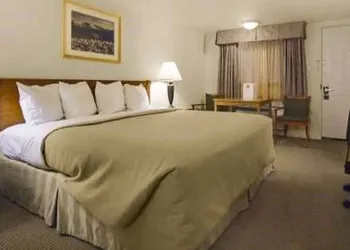 Magnuson Hotel Park Vue hotel thumbnail 5