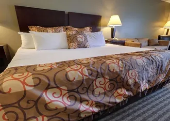 Econo Lodge hotel thumbnail 4