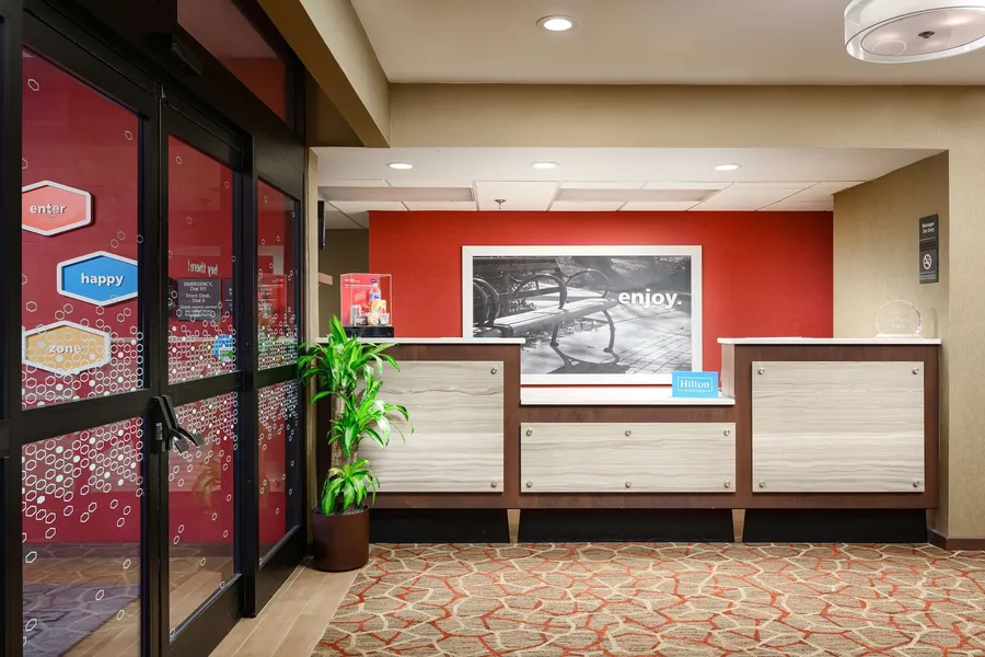 Hampton Inn Oak Ridge Knoxville hotel detail image 2