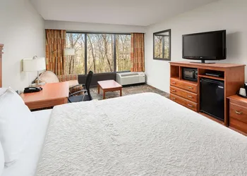 Hampton Inn Oak Ridge Knoxville hotel thumbnail 3