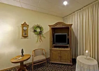 Americas Best Value Inn Grenada hotel thumbnail 4