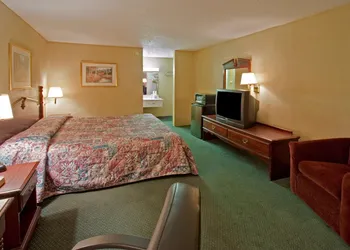 Americas Best Value Inn Grenada hotel thumbnail 8