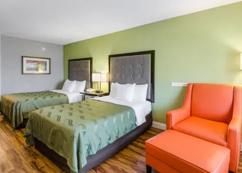 Quality Inn Roanoke Airport hotel thumbnail 3