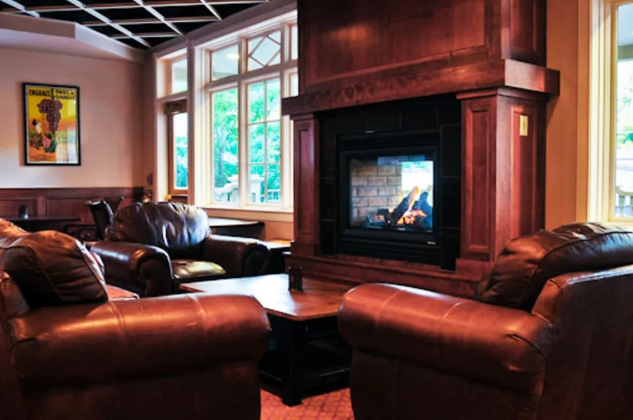 Cliff House at Pikes Peak hotel detail image 2