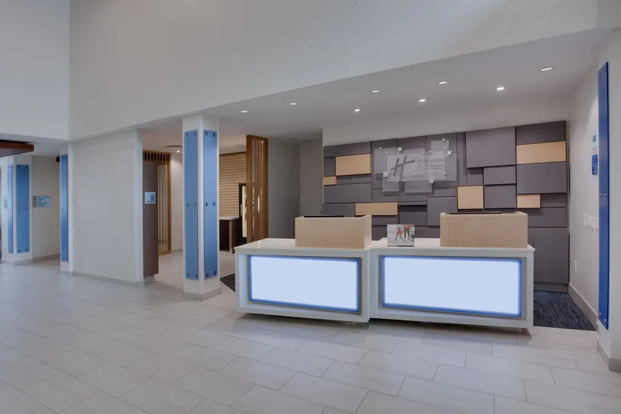 Holiday Inn Express Hotel & Suites Ft Lauderdale Airport/Cru by IHG hotel detail image 2