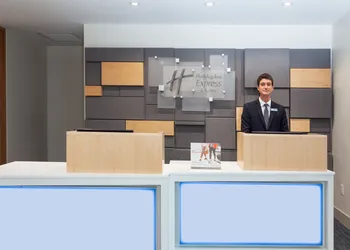 Holiday Inn Express Hotel & Suites Ft Lauderdale Airport/Cru by IHG hotel thumbnail 3