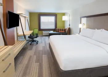 Holiday Inn Express & Suites Pahrump by IHG hotel thumbnail 4