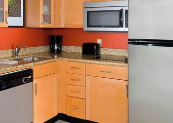 Residence Inn Canton hotel thumbnail 7