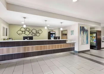 Best Western Plus Safford hotel thumbnail 3