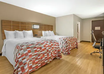 Red Roof Inn Lumberton hotel thumbnail 6