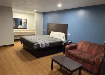 Economy inn hotel thumbnail 5