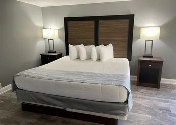 Lake Norfork Resort hotel thumbnail 6