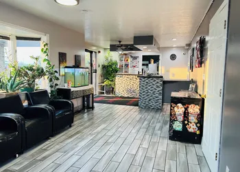 Relax Inn hotel thumbnail 2