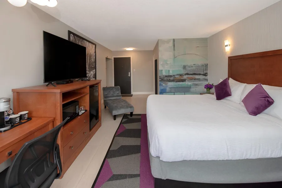 Coast Metro Vancouver Hotel hotel detail image 6