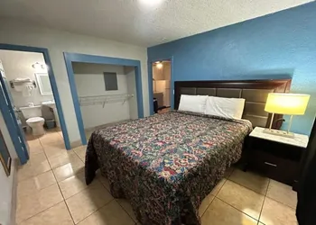 Aladdin Motel By OYO Merritt Island hotel thumbnail 5