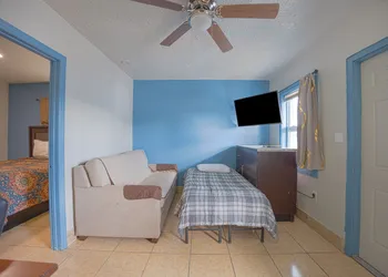 Aladdin Motel By OYO Merritt Island hotel thumbnail 6