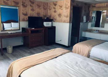 Tall Corn Inn hotel thumbnail 7