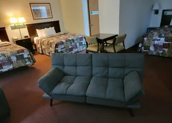 Wamego Inn and Suites hotel thumbnail 4