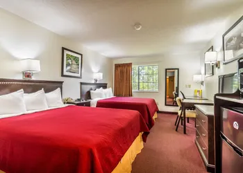 Wamego Inn and Suites hotel thumbnail 6
