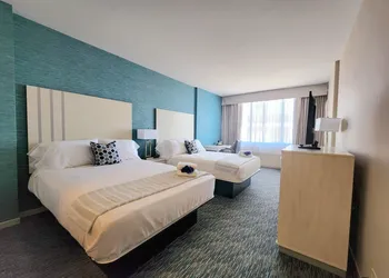 Illinois Beach Hotel hotel thumbnail 6