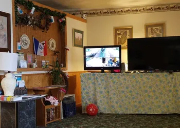 Burr Oak Motel hotel thumbnail 5