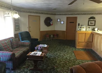 Burr Oak Motel hotel thumbnail 6