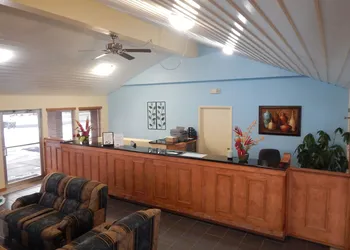 Regency Inn lola Kansas hotel thumbnail 2