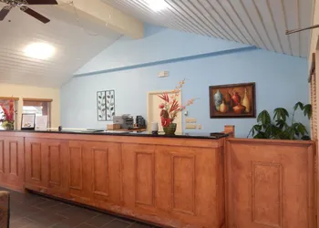 Regency Inn lola Kansas hotel thumbnail 3