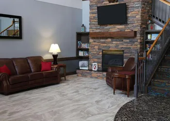 Country Inn & Suites By Radisson, Little Falls, Mn hotel thumbnail 2