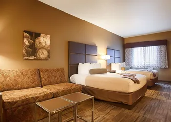 Best Western Plus Night Watchman Inn & Suites hotel thumbnail 5