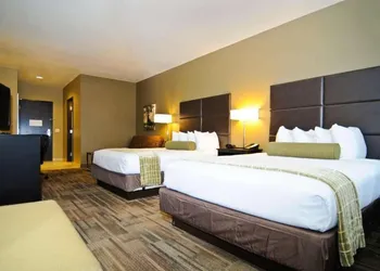 Best Western Plus Night Watchman Inn & Suites hotel thumbnail 8