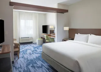 Fairfield Inn & Suites Springfield Northampton/Amherst hotel thumbnail 8