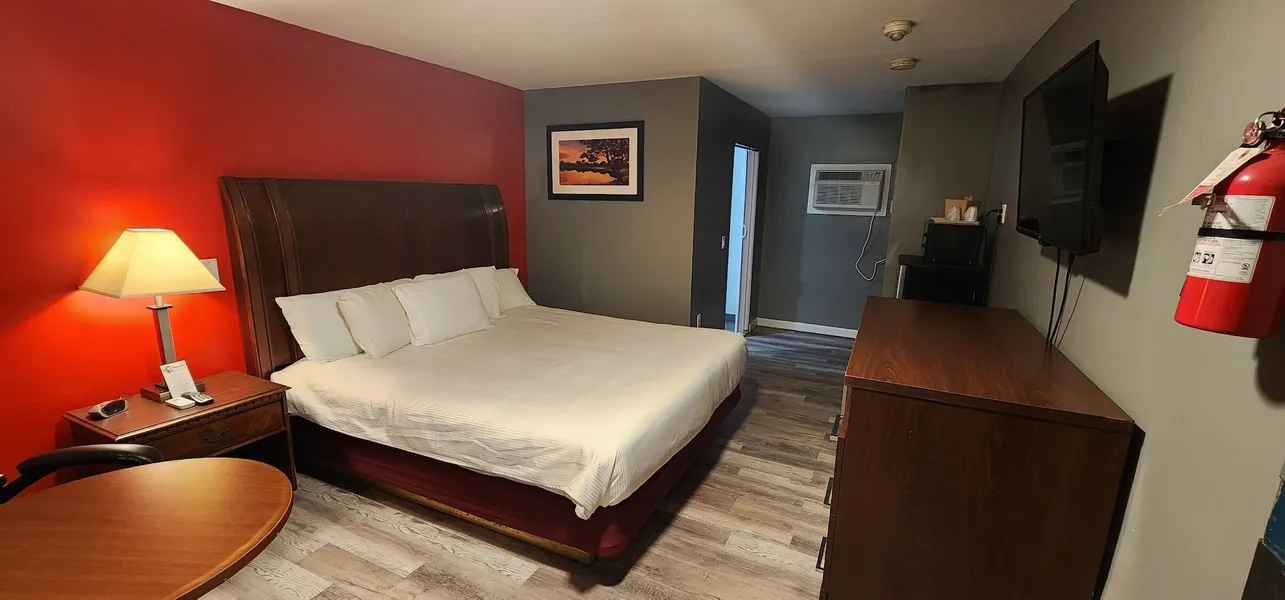 Nashoba Valley Inn & Suites hotel detail image 2