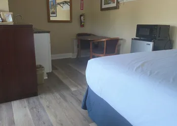Nashoba Valley Inn & Suites hotel thumbnail 4